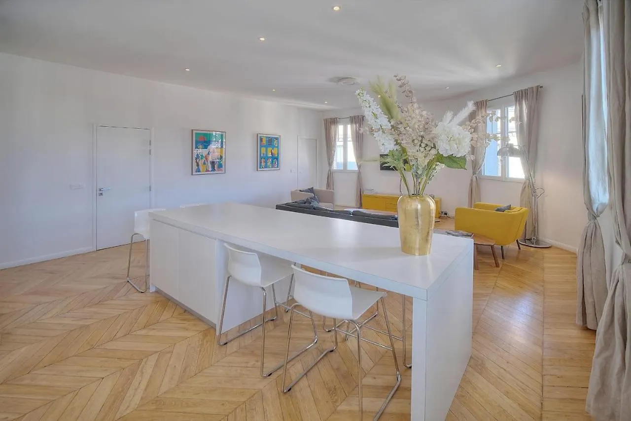 Ref 909 - Cannes Back Croisette - Apartment For Rent France