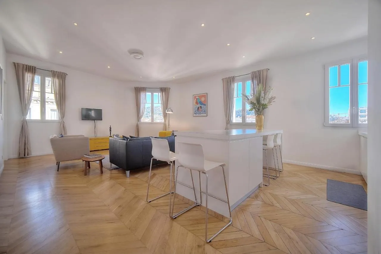 Ref 909 - Cannes Back Croisette - Apartment For Rent