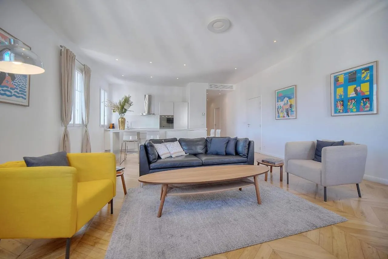 Ref 909 - Cannes Back Croisette - Apartment For Rent