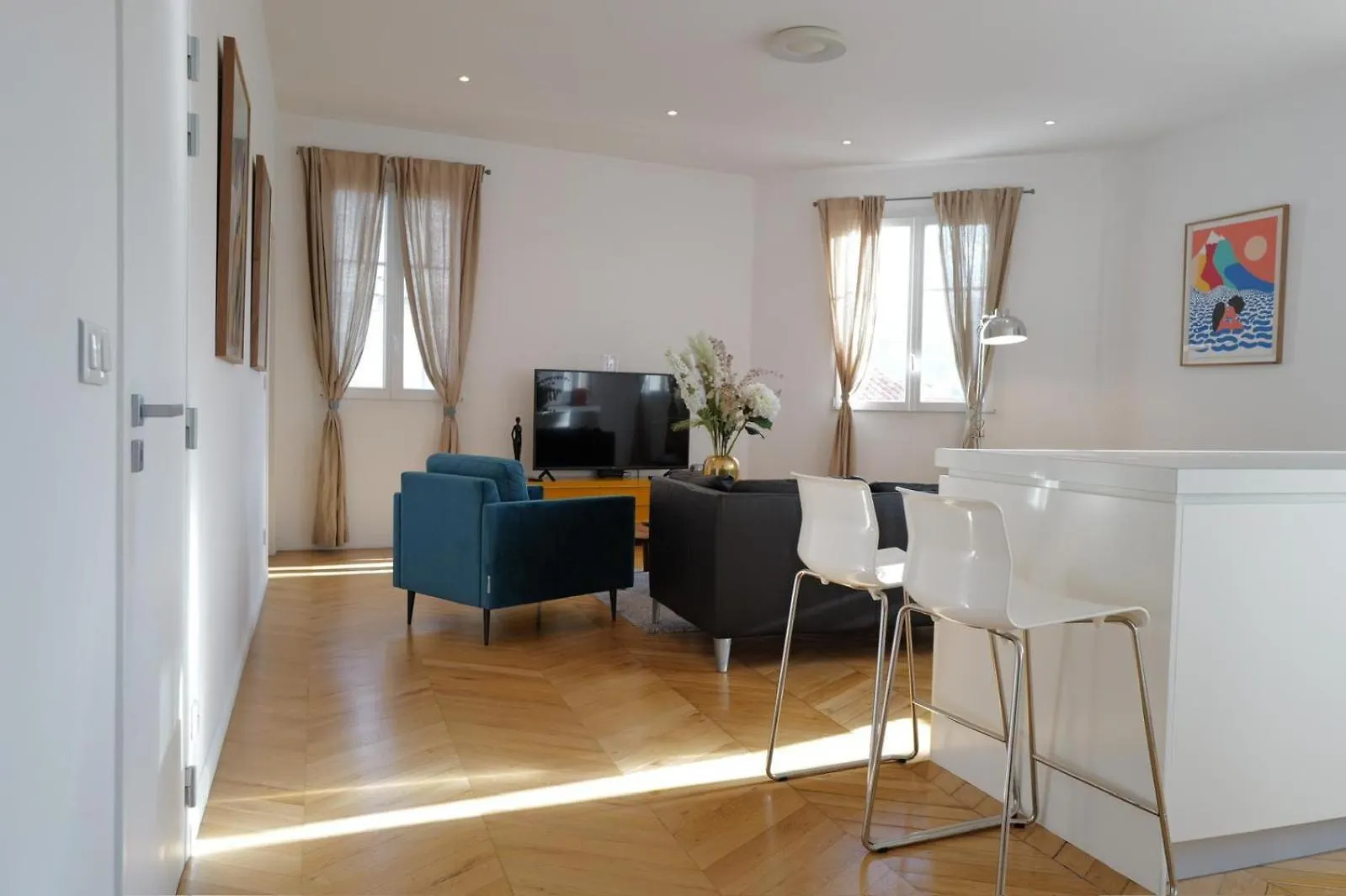 Ref 909 - Cannes Back Croisette - Apartment For Rent France
