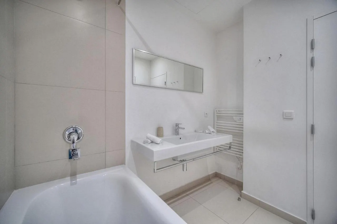 Ref 909 - Cannes Back Croisette - Apartment For Rent